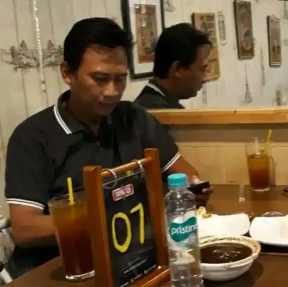 Mencari pekerjaan Halal