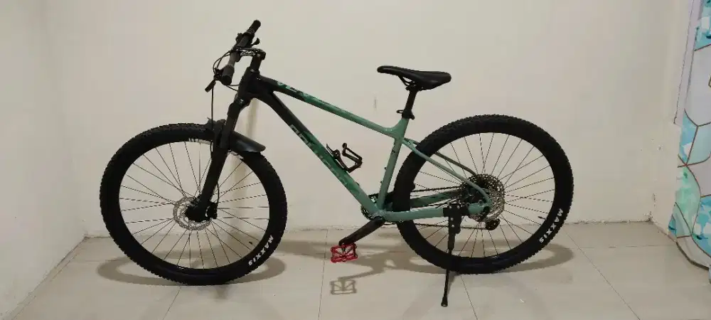 Sepeda Polygon Xtrada 6