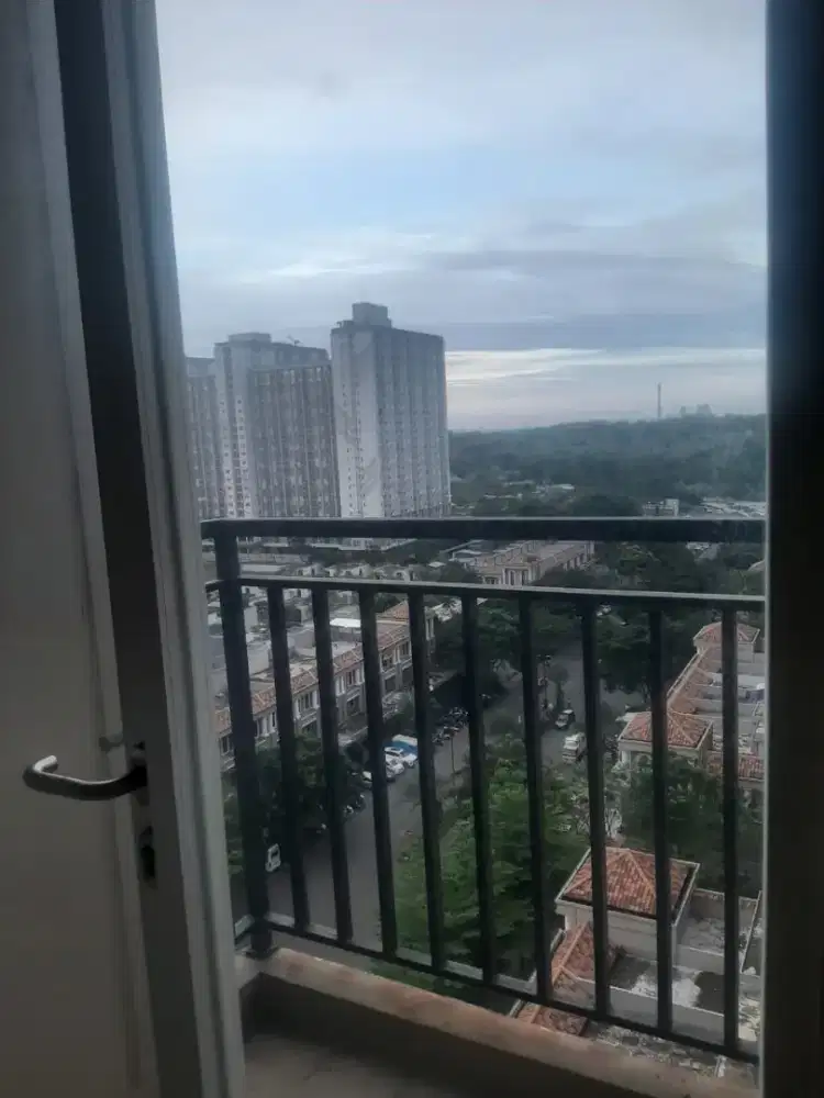 Jual murah 2 BR Apartemen podomoro golf view depok ( hook)