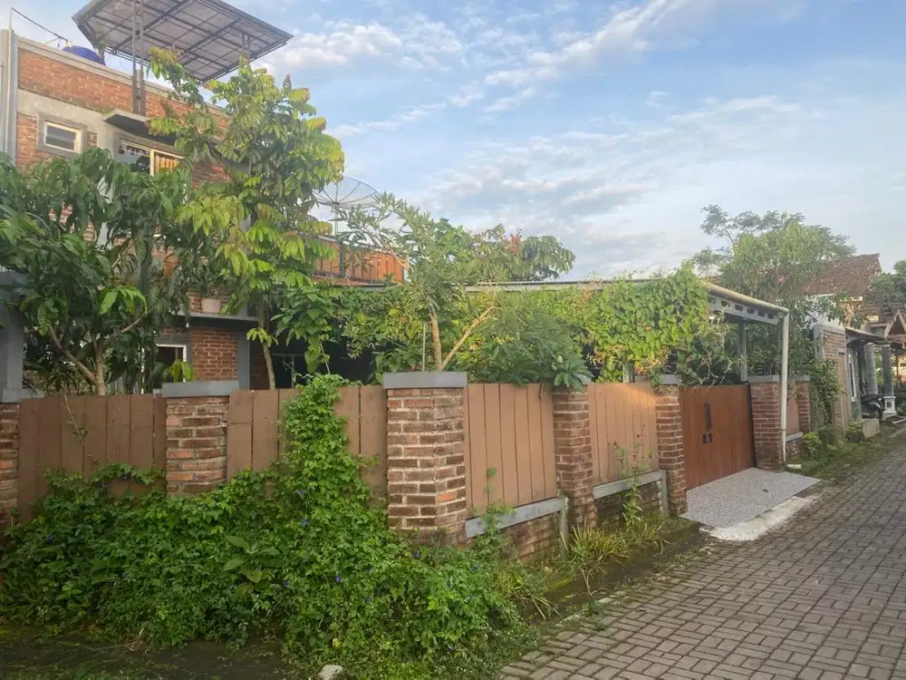 Dijual Cepat, Rumah Etnik minimalis Tanah Luas di Kota