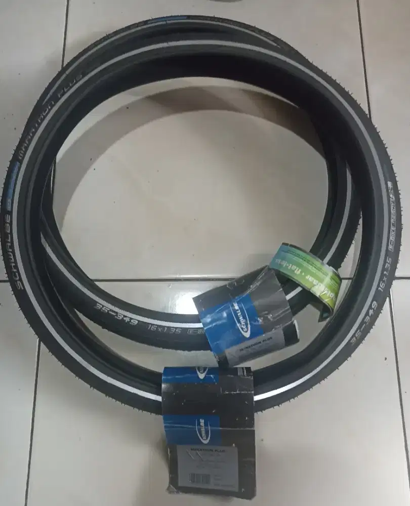 Ban luar sepeda Schwalbe Marathon plus