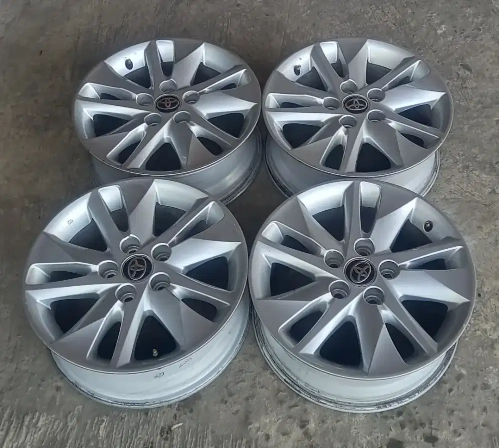 Velg oem inova reborn ring 16 pcd 5x114,3