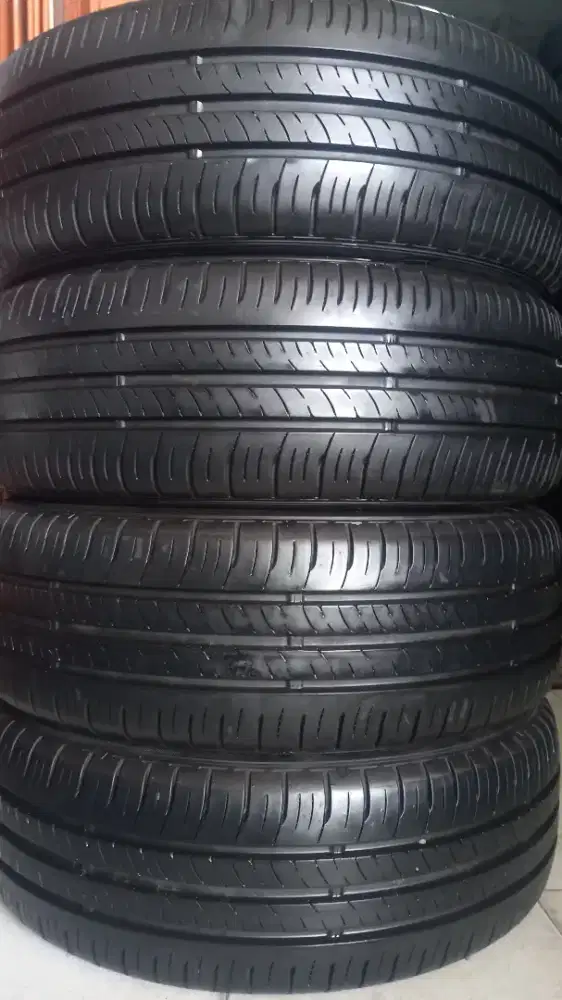 Ban dunlop enaseve ec300+ ukuran 185/55/16