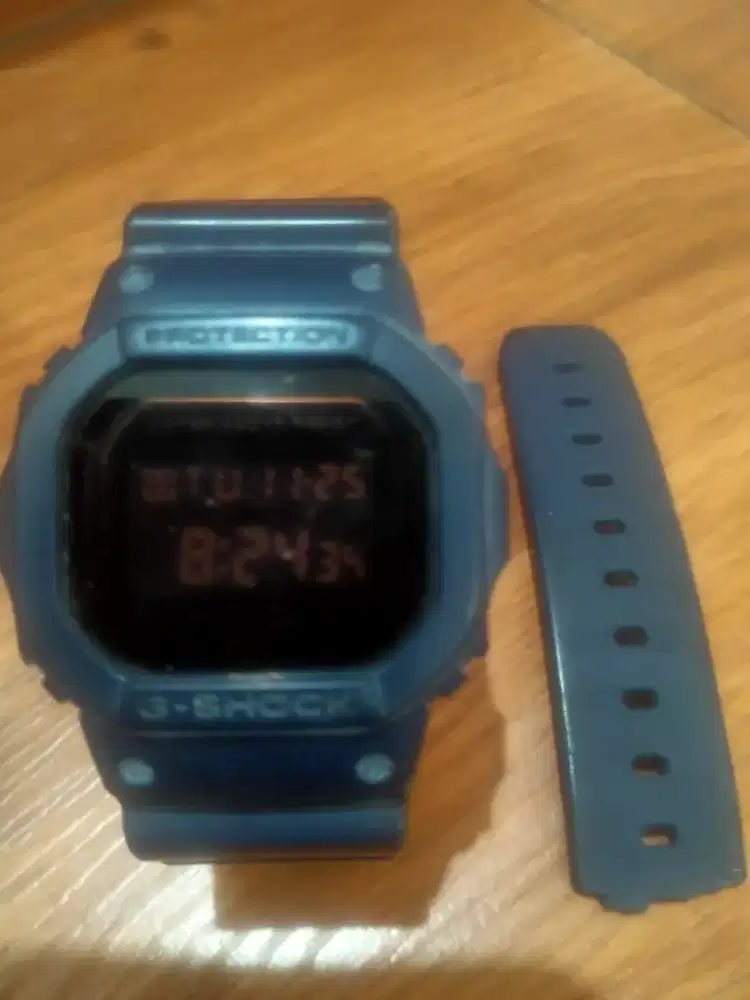 Jual jam tangan bekas merk G Shock