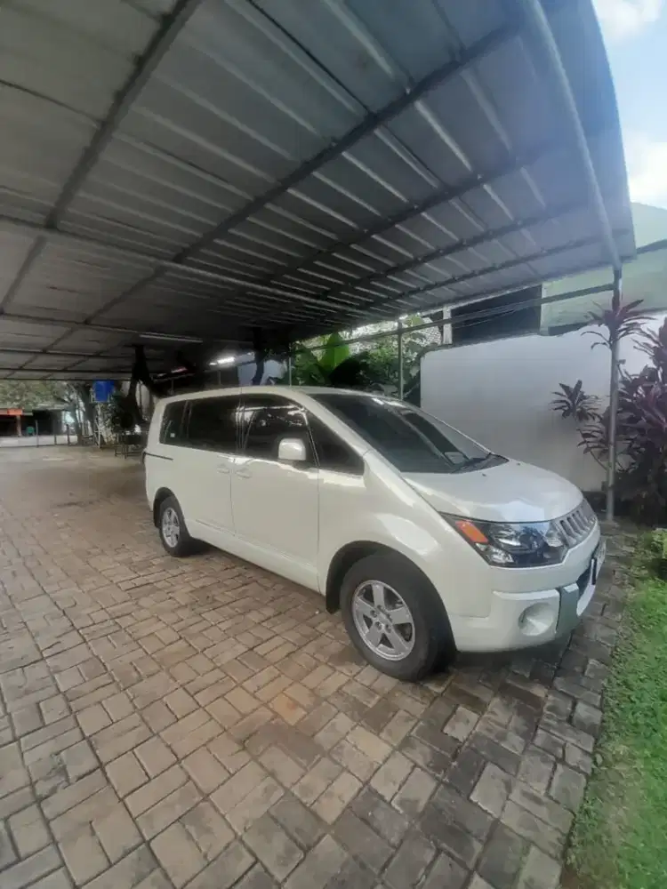 Mitsubishi Delica