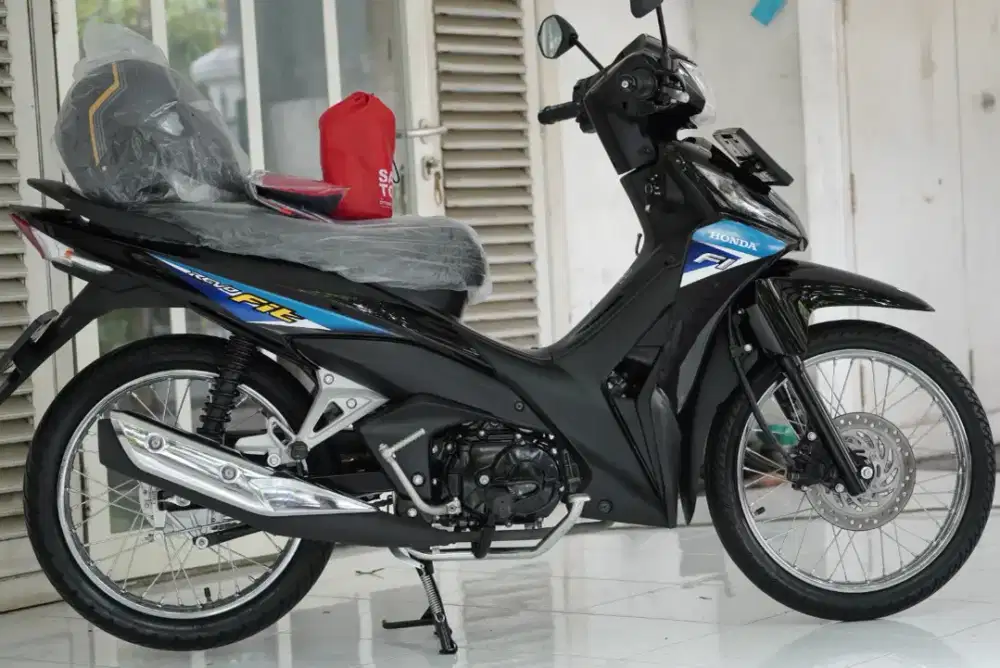 Revo fit Desember 2024 plat W Sidoarjo km 500 kondisi orisinil