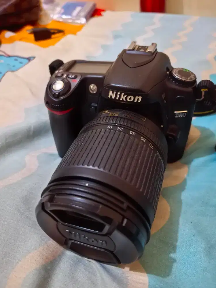 Kamera Nikon D80 legend