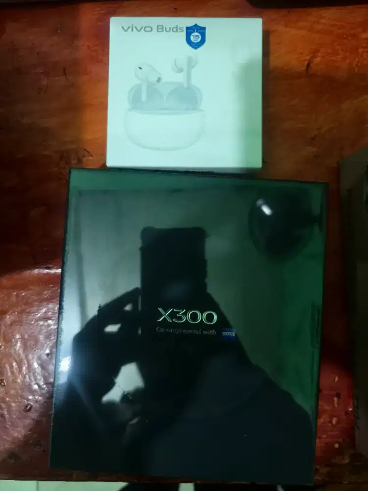 Vivo x300 12/256 hitam BNIB