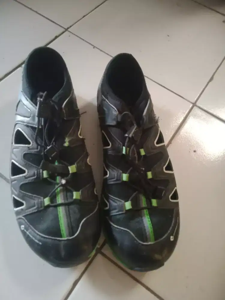 Sepatu sepeda Shimano original