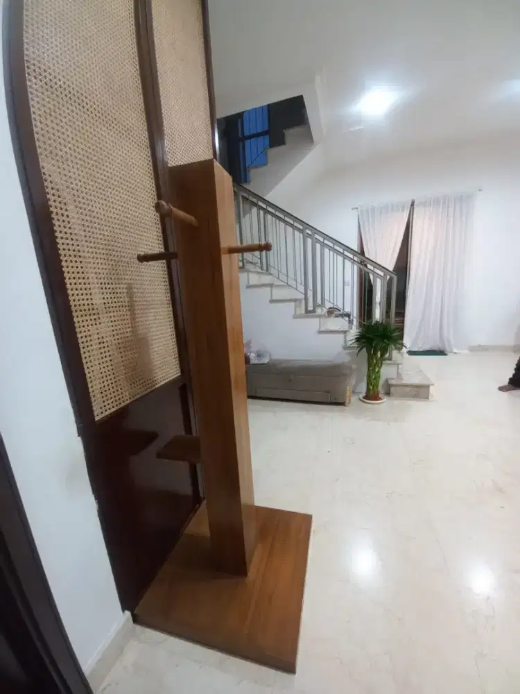 Tiang hanger  kayu jati