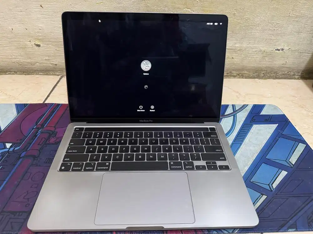 Macbook Pro M2 2022 Touchbar 8/256 13inch Ibox