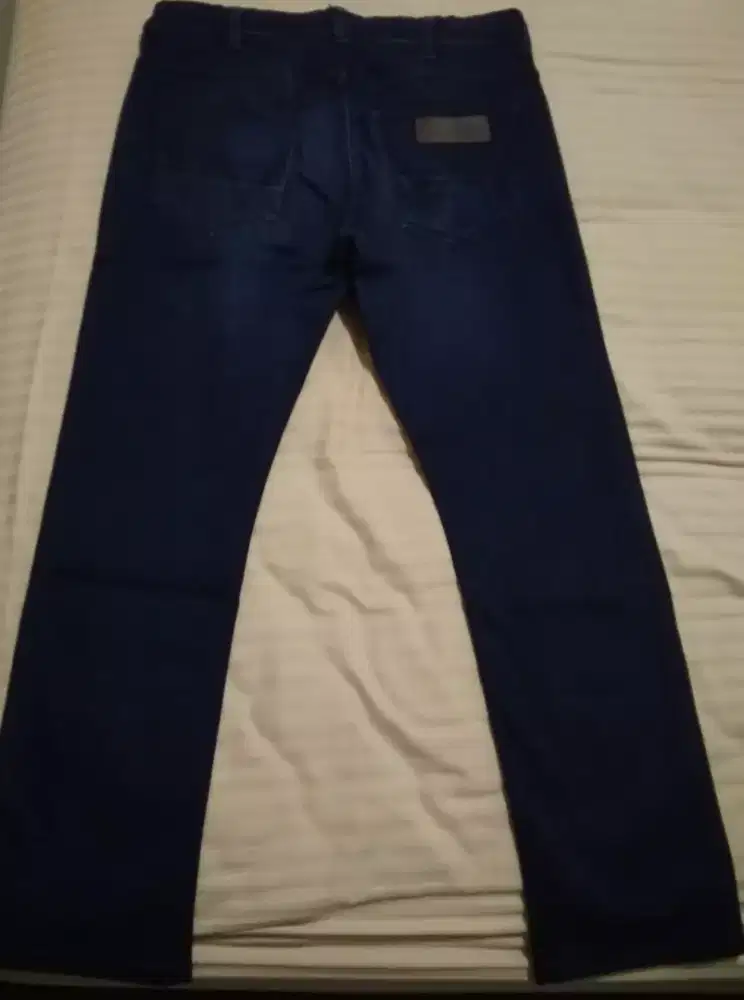 Celana jeans Wrangler