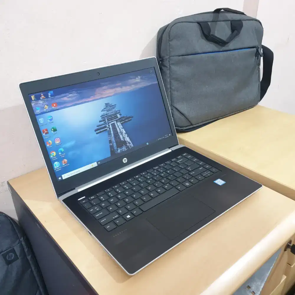HP PROBOOK 440 G5 -- I5 GEN 8 - DDR4 8GB - M2 256GB