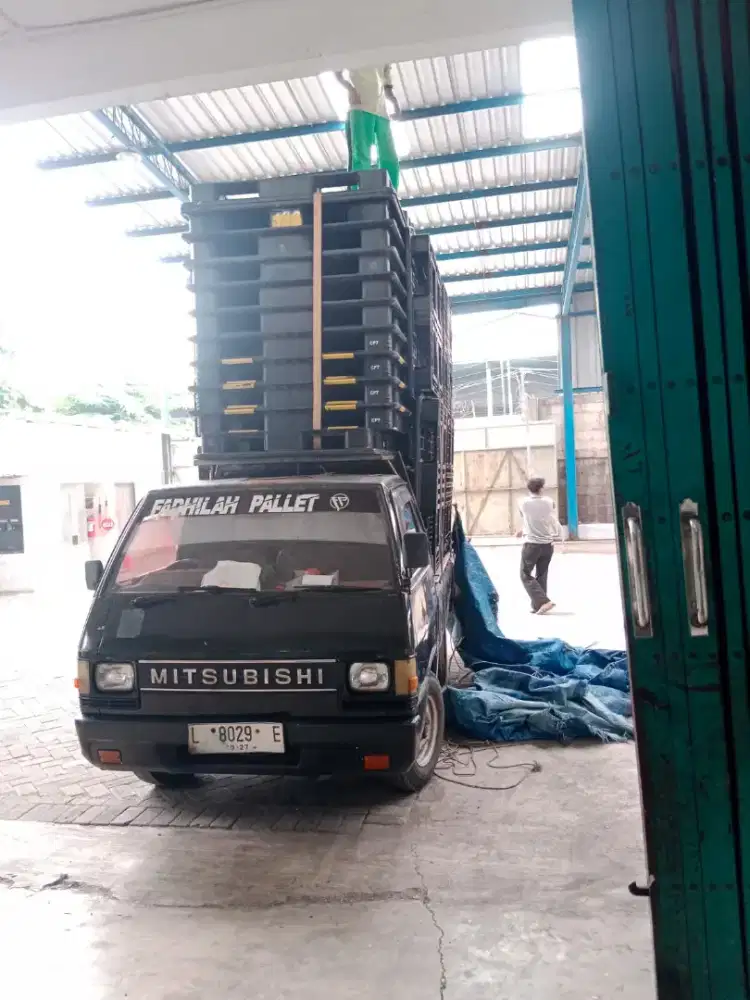 Pallet plastik baru dan bekas dengan harga yang kompetitif