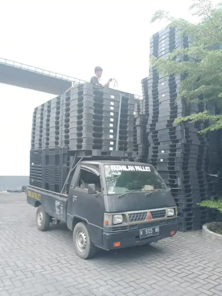Jual palet plastik bekas dan baru dengan harga yang murah