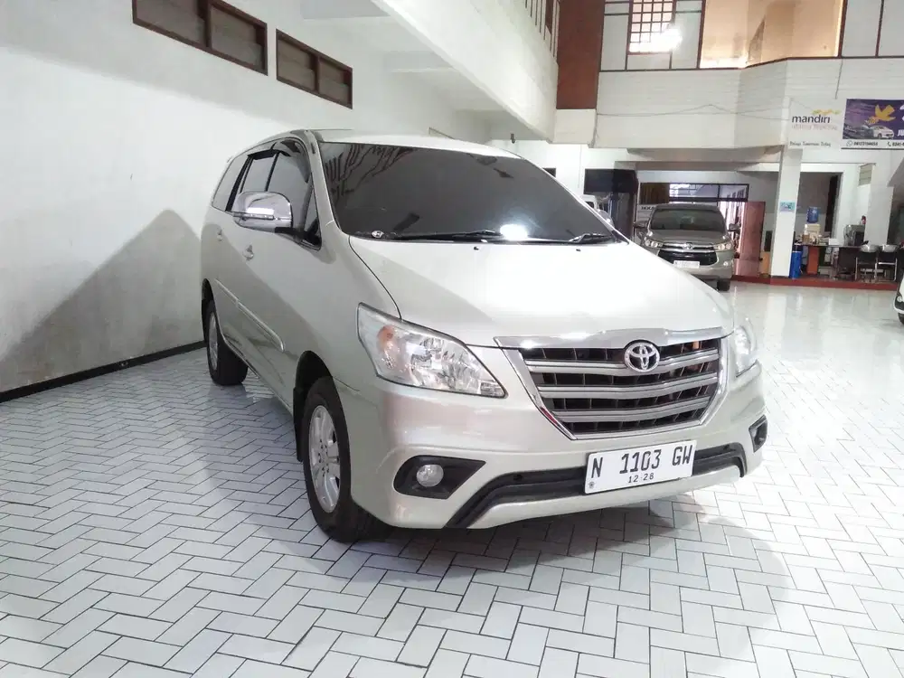 Toyota Kijang Innova 2013 Bensin