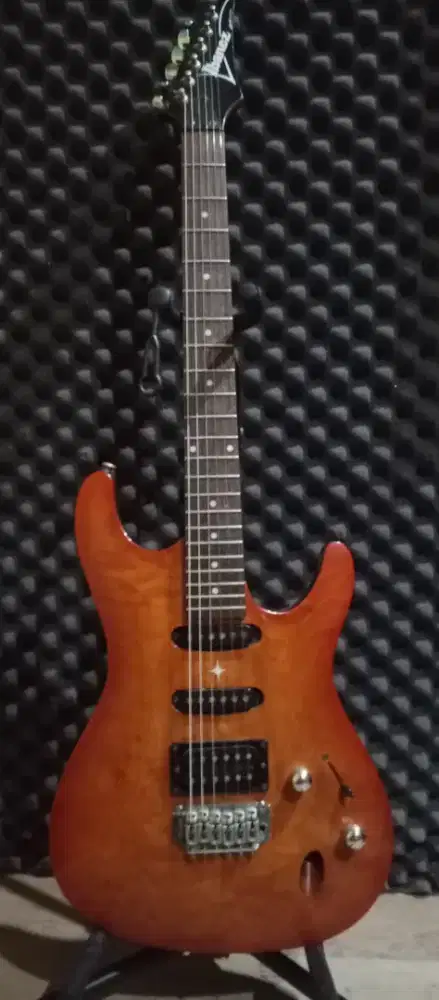 Gitar listrik IbaneZ SA series MIK
harga