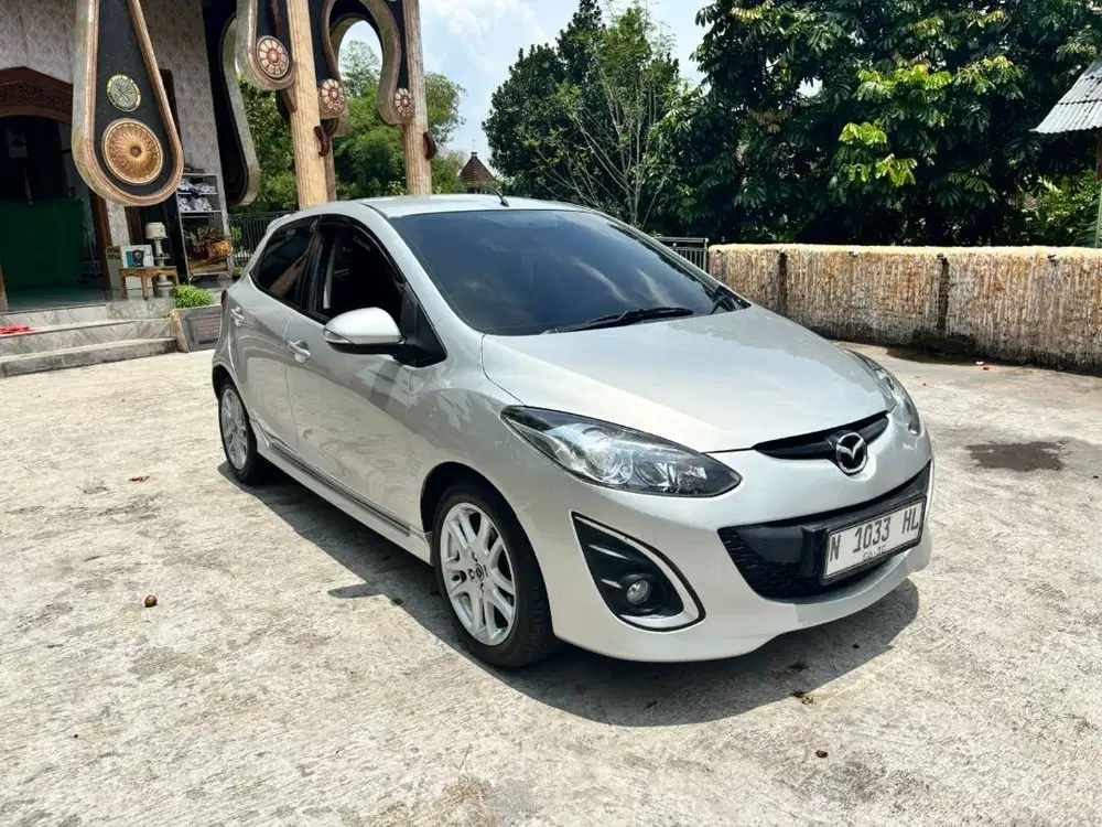 2014 Mazda 2 R Plat N mujiono mobil bekas sekoto kediri jatim