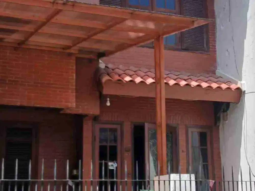 Disewa rumah keamanan 24 jam Pondok kelapa Jakarta timur