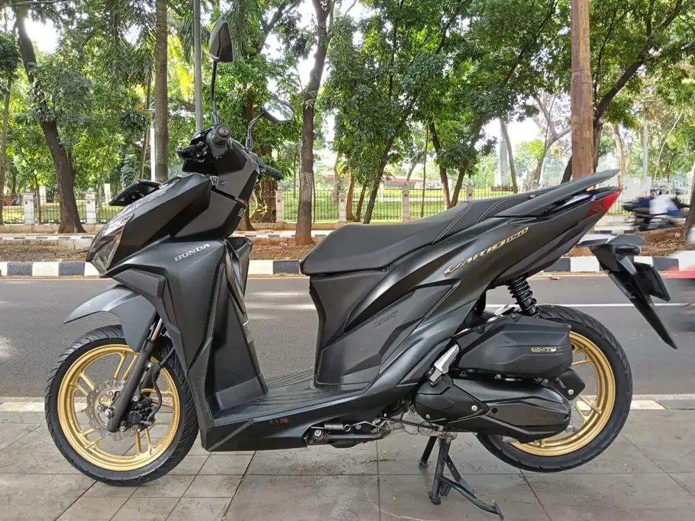 DIJUAL CASH NEW HONDA VARIO 150 KEYLLES THN 2021 PAJAK IDUP SIAP PAKAI