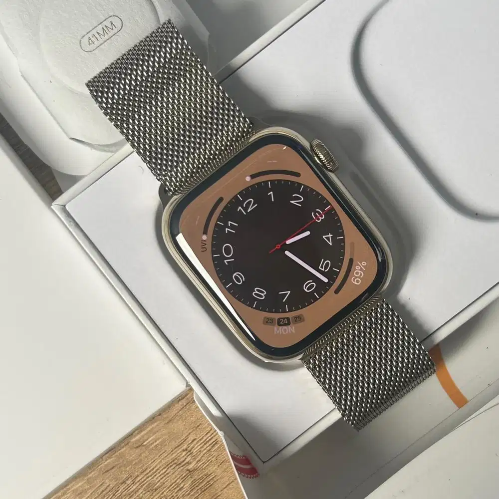Apple Watch Series 8 41mm Gold Stainless Steel Fullset Original iwatch