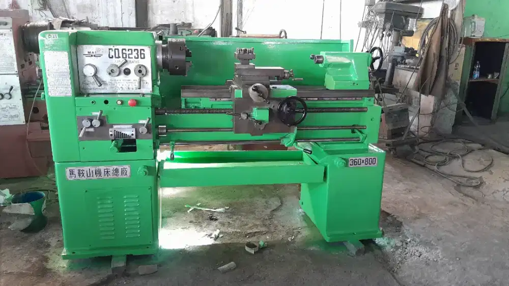 MESIN BUBUT CQ6236 800MM