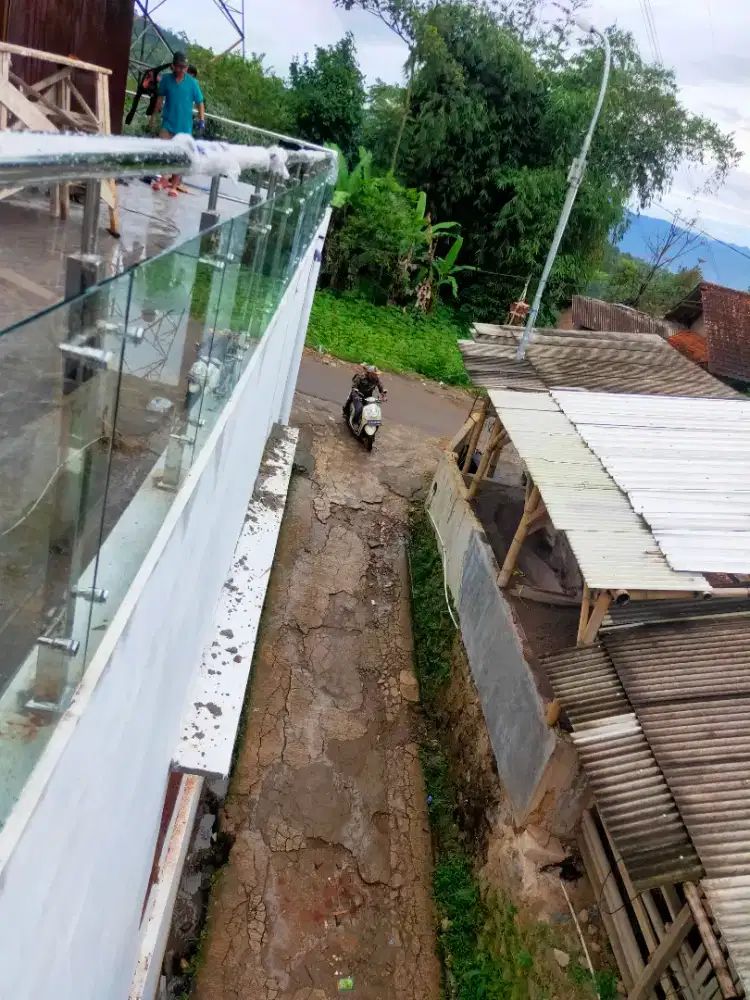 Balkon dan reling Stainles steel kaca