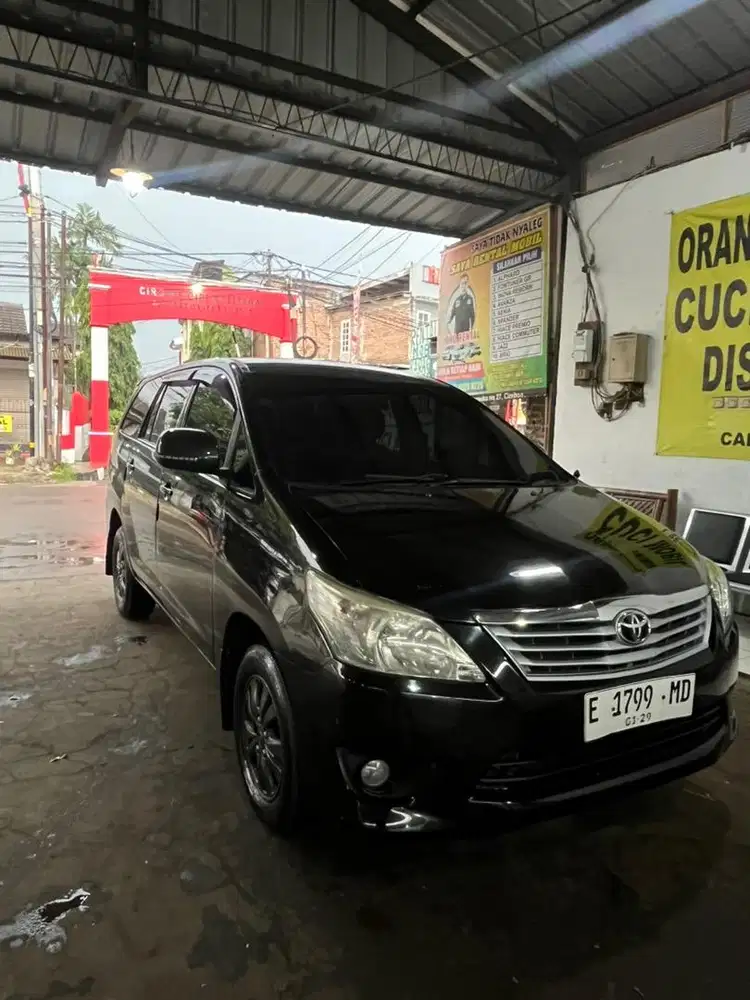 Innova Type G 2.0 Matic Bensin 2011