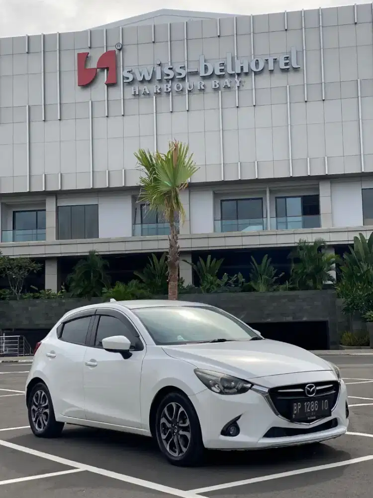 Mazda 2 matic 2016