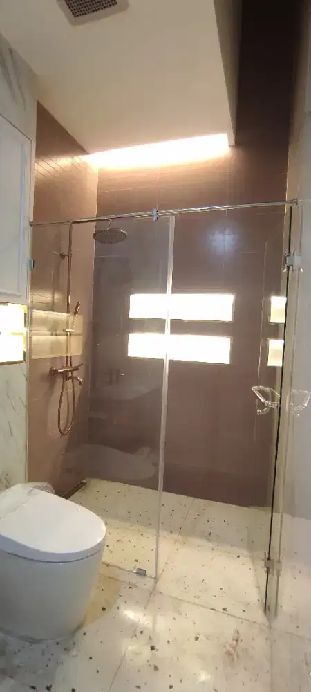 Showerbox Kaca Tempered 8mm Bandung