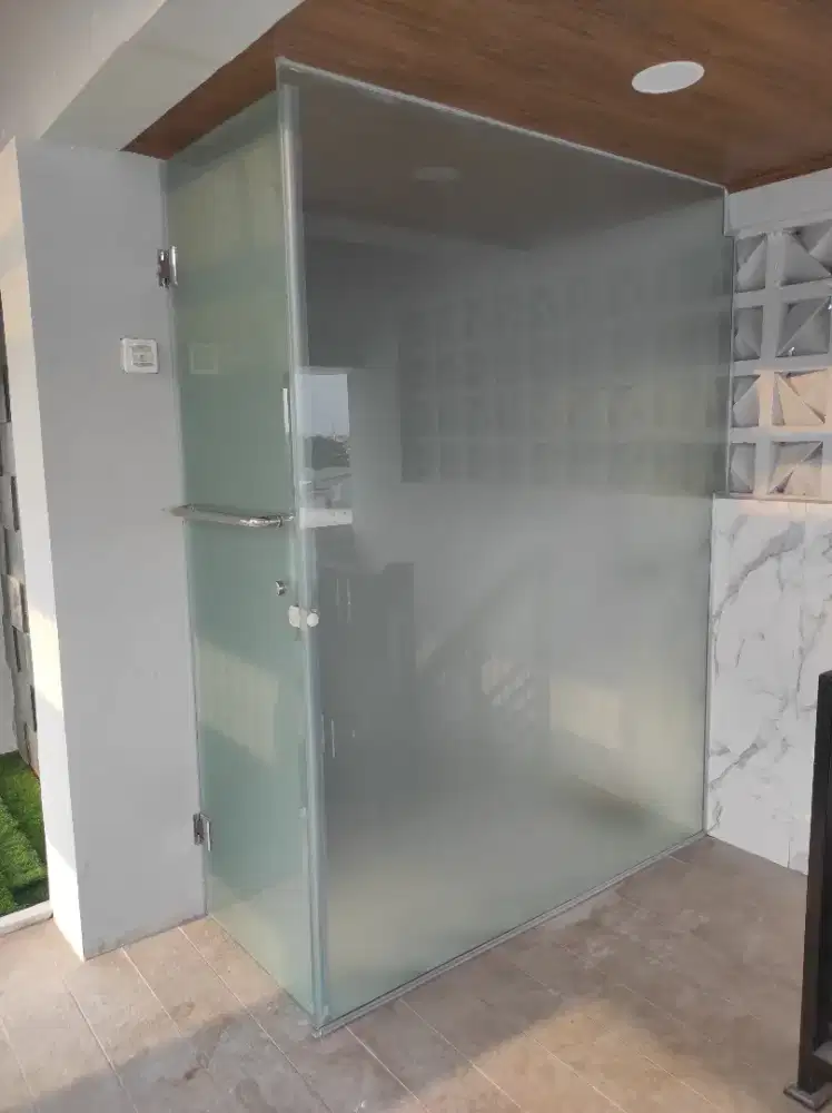 Showerbox Tempered 12mm