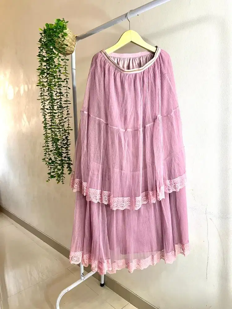 Rok Layer Tulle Lace Pink Wanita – Preloved 1x Pakai – Rok Elegan
