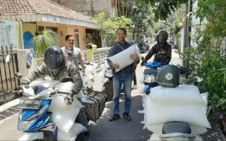 Lowongan Sales/Marketing, Kurir