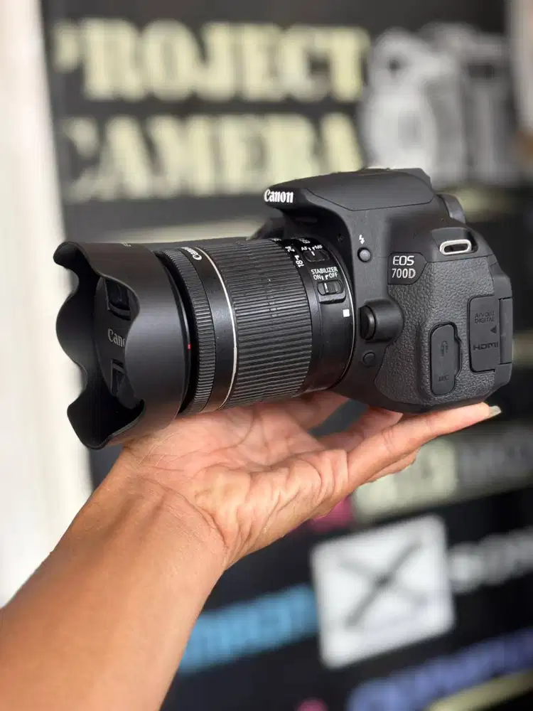 Canon 700D Kit STM Box Lengkap Mulus Istimewa SC 2ribu Jepret