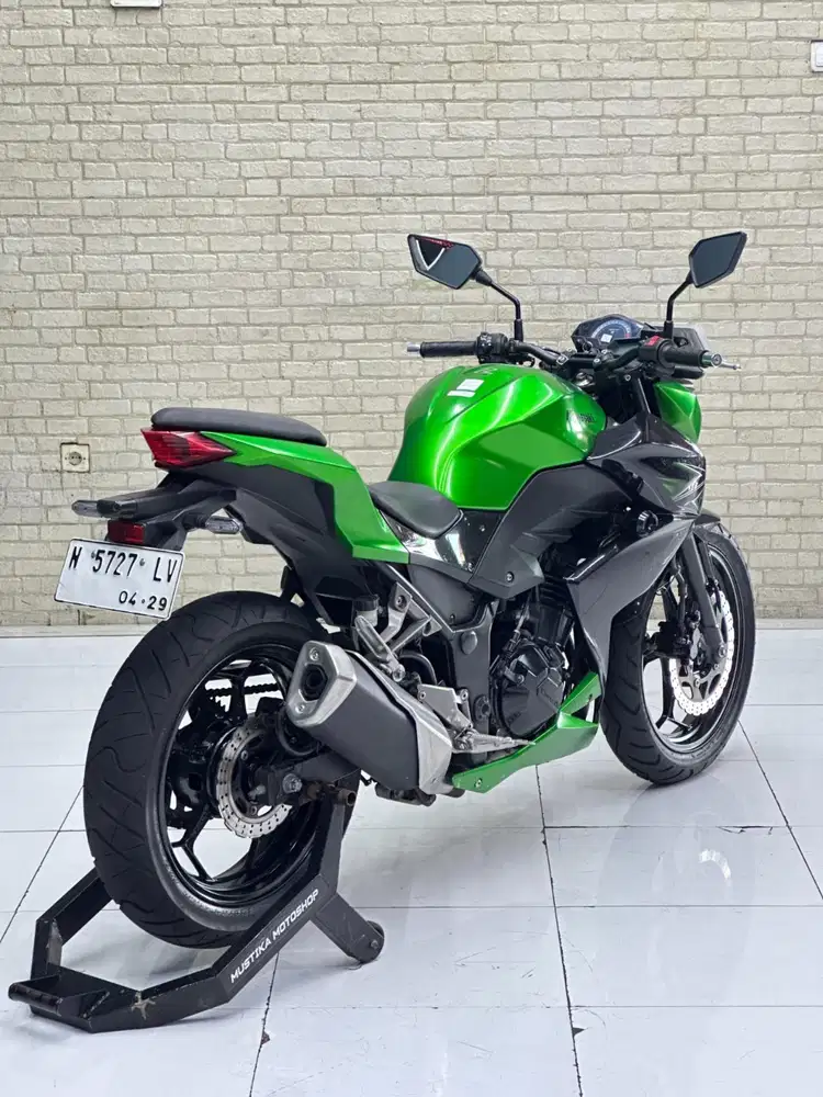 NAKED IDAMAN‼️ Kawasaki Z250 2016 Hijau Favorit - mustika motoshop