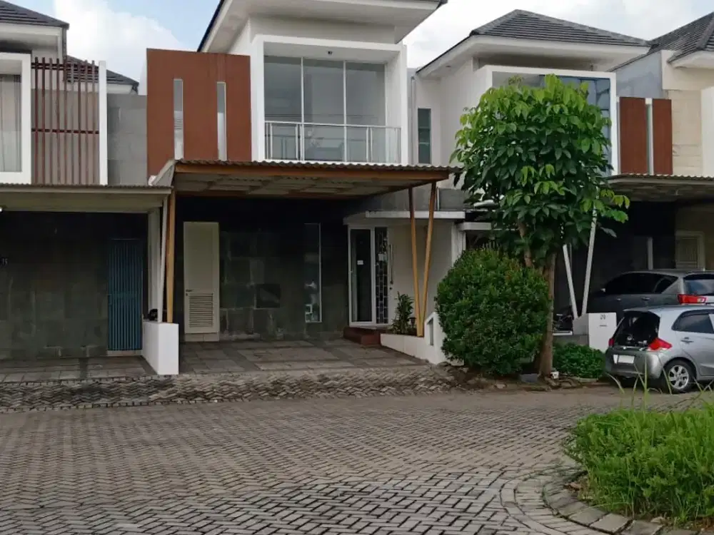 DIJUAL RUMAH ROYAL RESIDENCE BAGUS TERAWAT 2 LANTAI