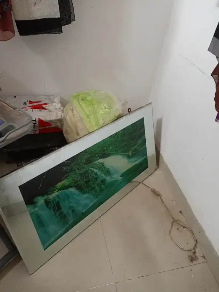 Di jual lukisan air terjun kaca 3d