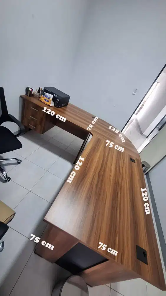 Dijual Furniture Meja Manager Sudut L
