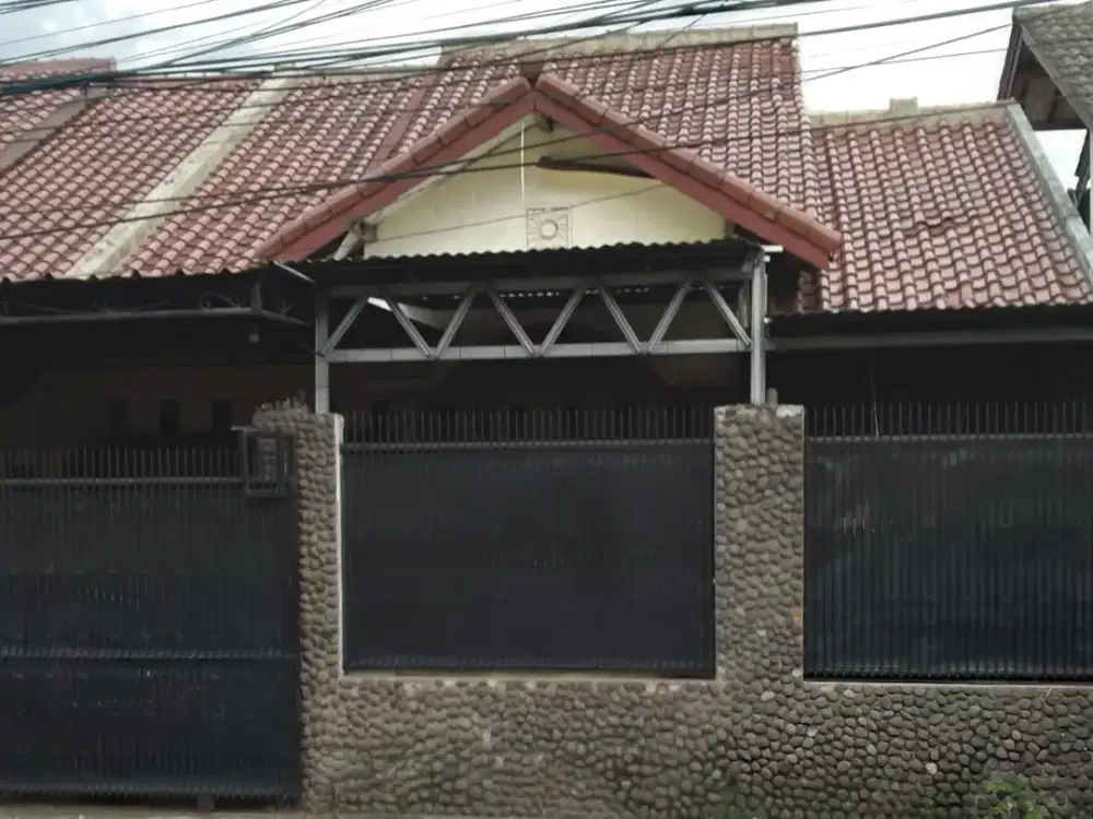 Disewakan Rumah 1 Lantai Di Bukit Cinere Raya