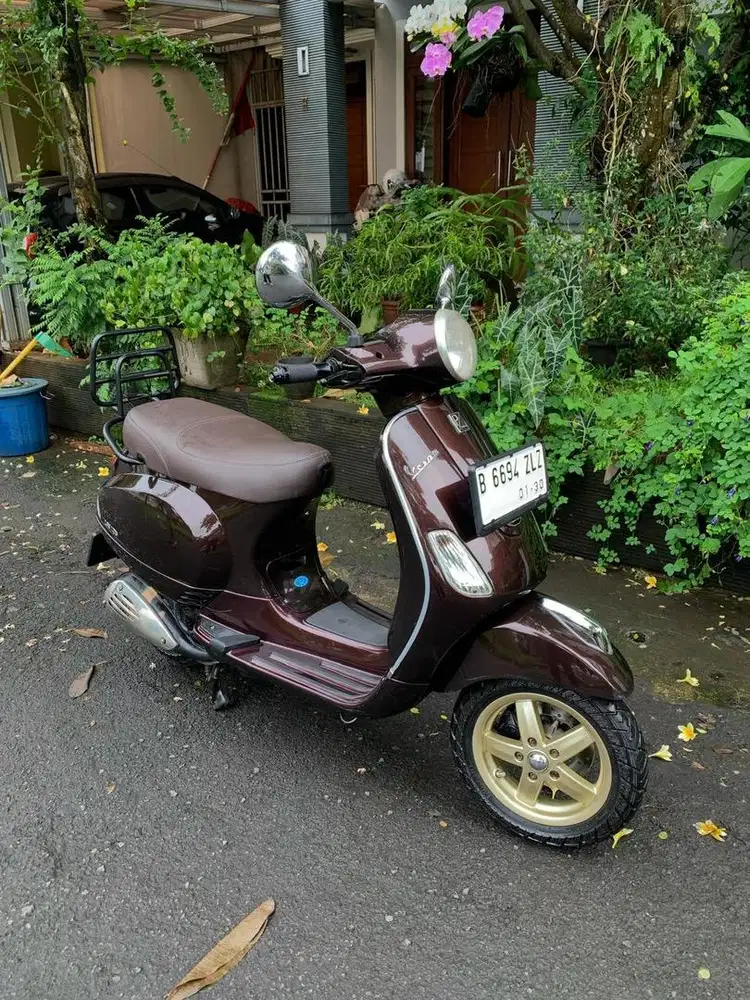 2012 Vespa LX 125