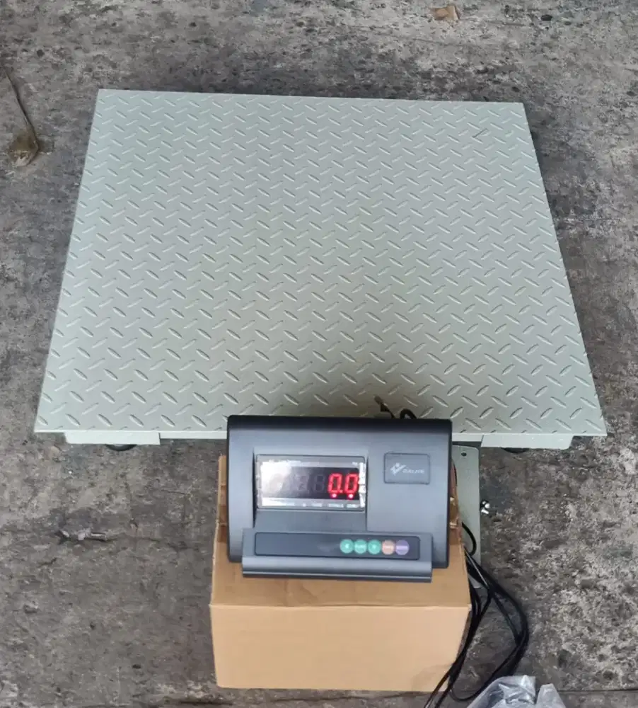 TIMBANGAN DIGITAL Lantai 1Ton /2 Ton 1,2 M x 1,2 M  Merk Sayaki
