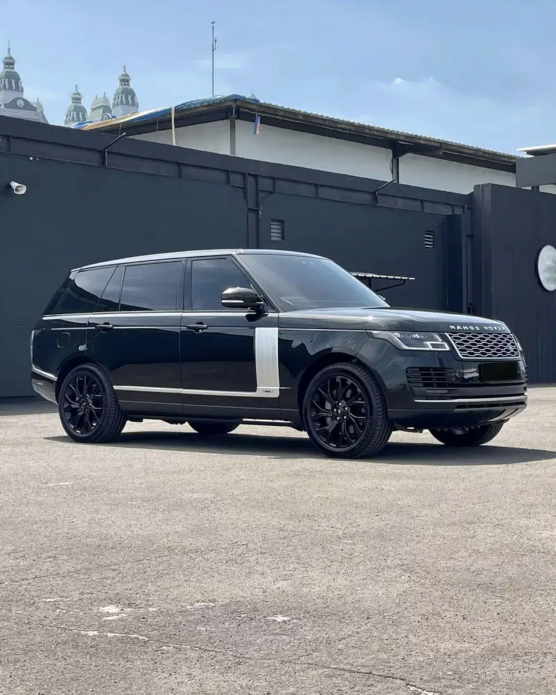 Range Rover Vogue LWB 2018