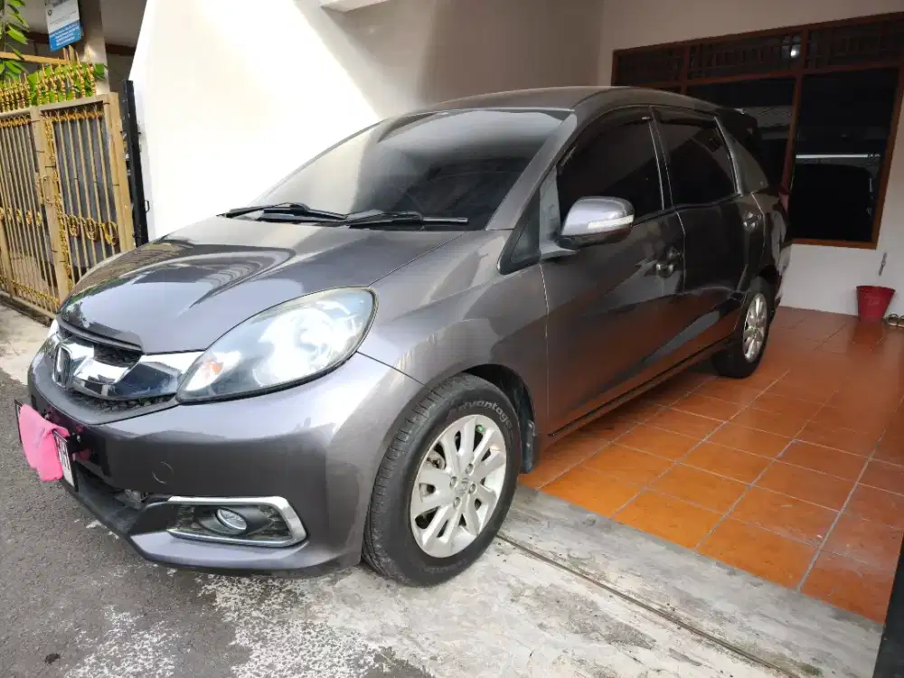 Honda mobilio E cvt 2015