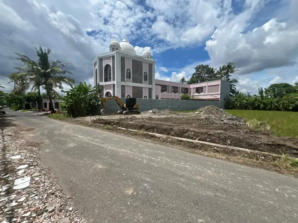 Tanah Dekat Stadion Maguwoharjo Tepi Aspal Murah