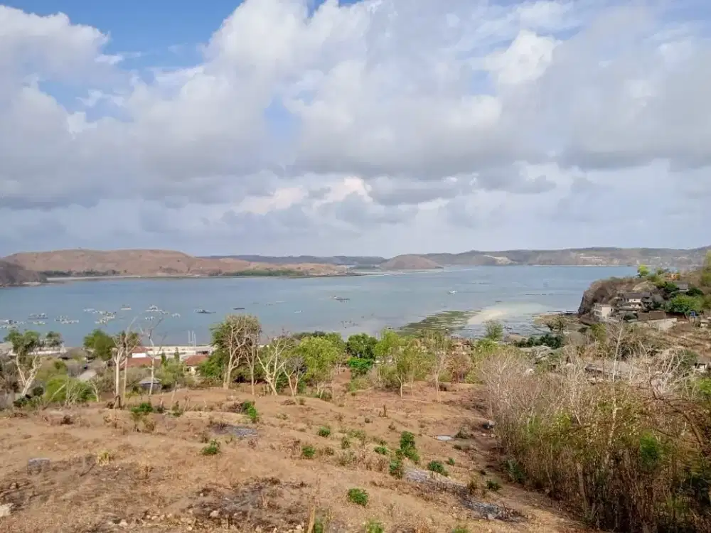 Tanah bukit view laut di Gerupuk dekat Mandalika project