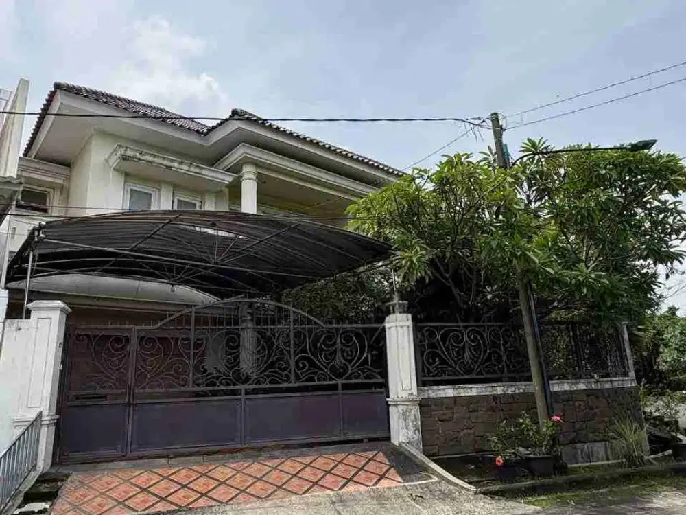 Dijual Rumah Hook Mulyosari Lokasi Favorite