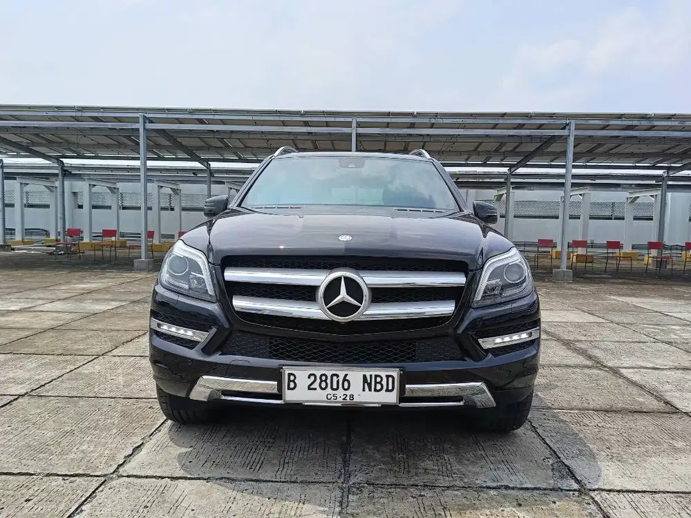 (km 52rb)Mercy GL 400 Exclusive 3.0 AT. Thn 2015. Hitam. Perfect cond