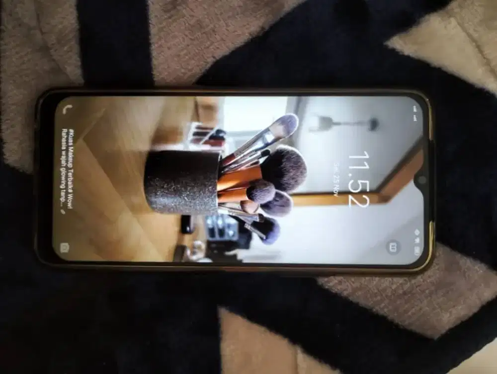 Hp VIVO Y20S RAM 8/128 baru di pake 1 bulan