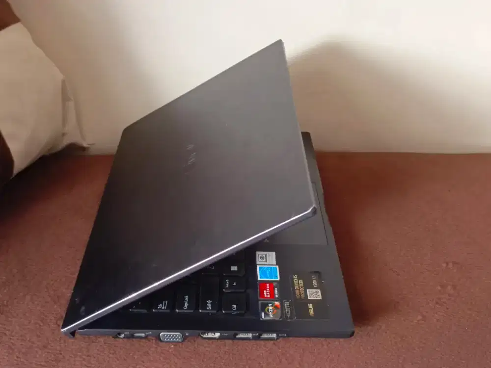 Di Jual Asus ExpertBook | Ryzen 3 3250U | Ram 8GB | Ssd 256GB