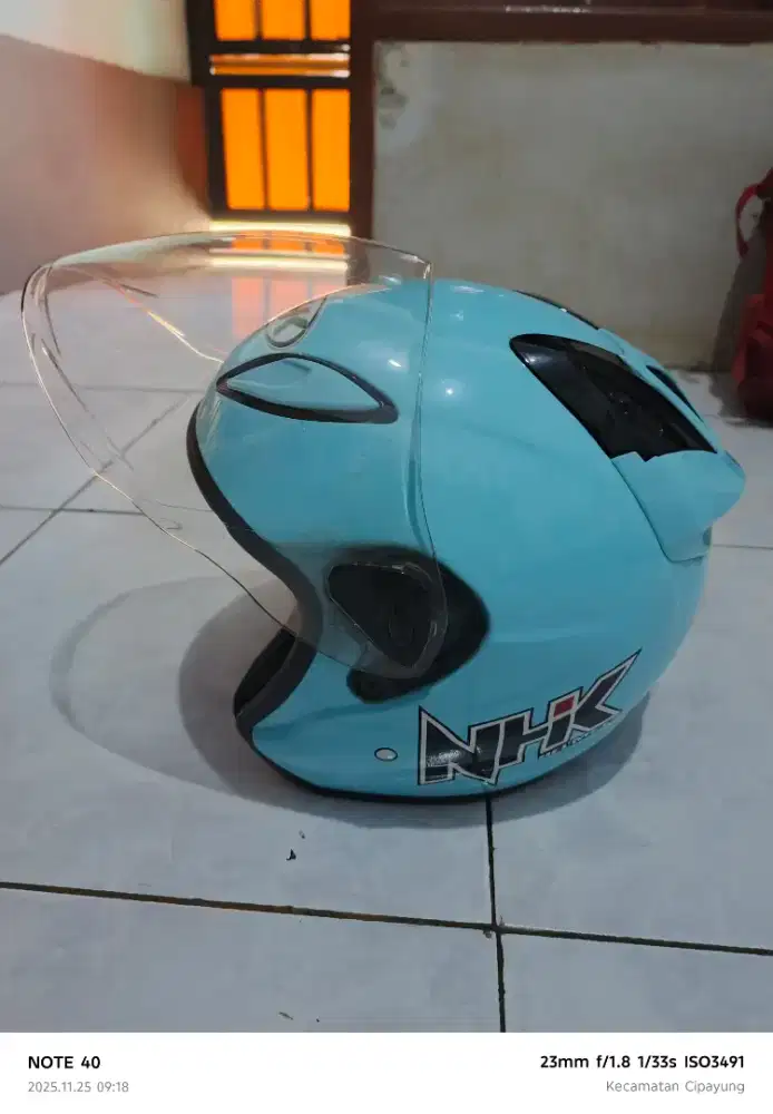 Helm NHK R6 warna biru size L
